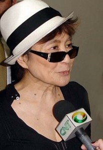 220px-Yokoono2